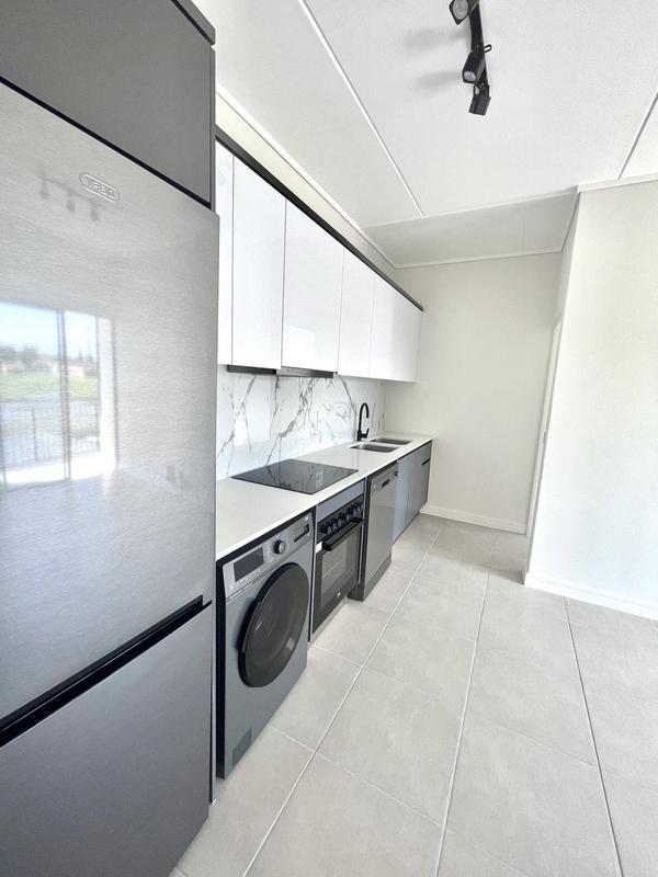 To Let 1 Bedroom Property for Rent in Somerset West Western Cape